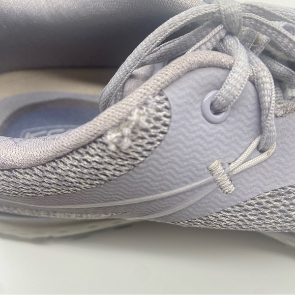 KEEN Terradora Womens Gray And Lavender Waterproof Athletic Hiking Shoes Size 8 - Picture 4 of 9